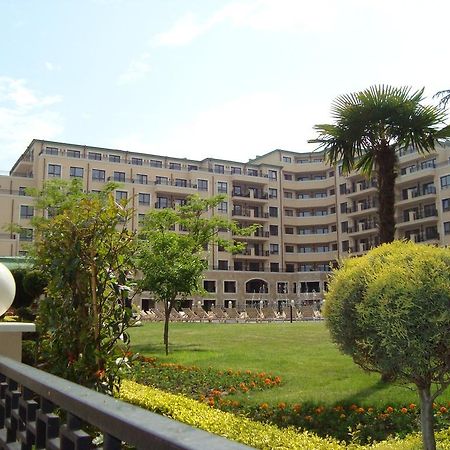 Luxury Apartment Zlatna Kotva غولدن ساندز الغرفة الصورة