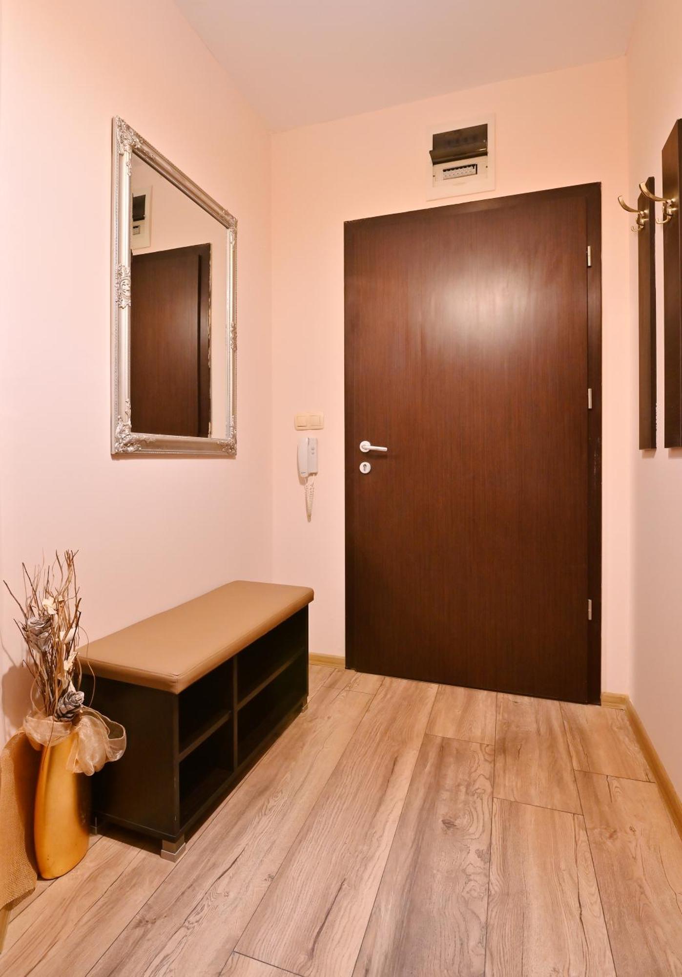 Luxury Apartment Zlatna Kotva غولدن ساندز المظهر الخارجي الصورة