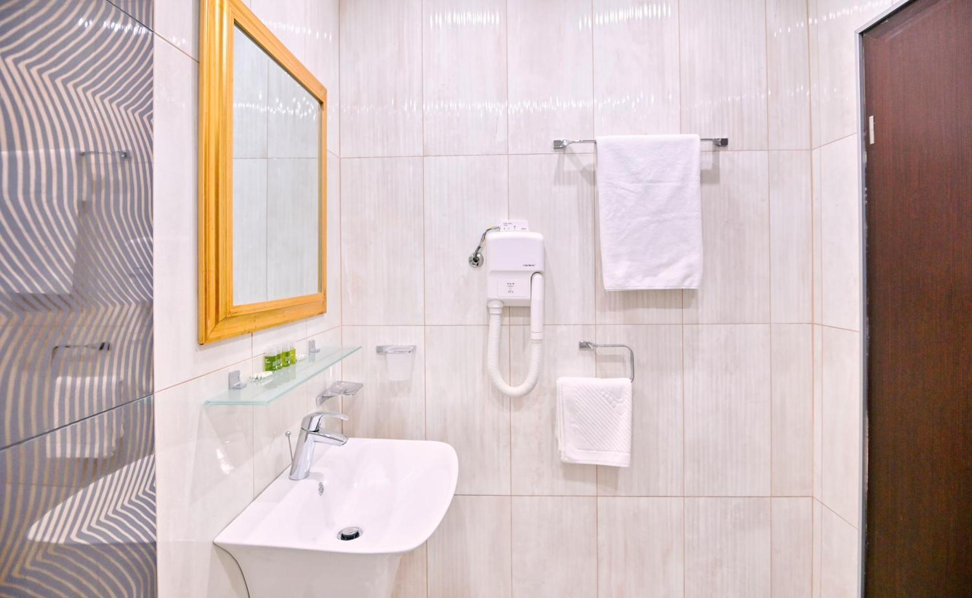 Luxury Apartment Zlatna Kotva غولدن ساندز المظهر الخارجي الصورة