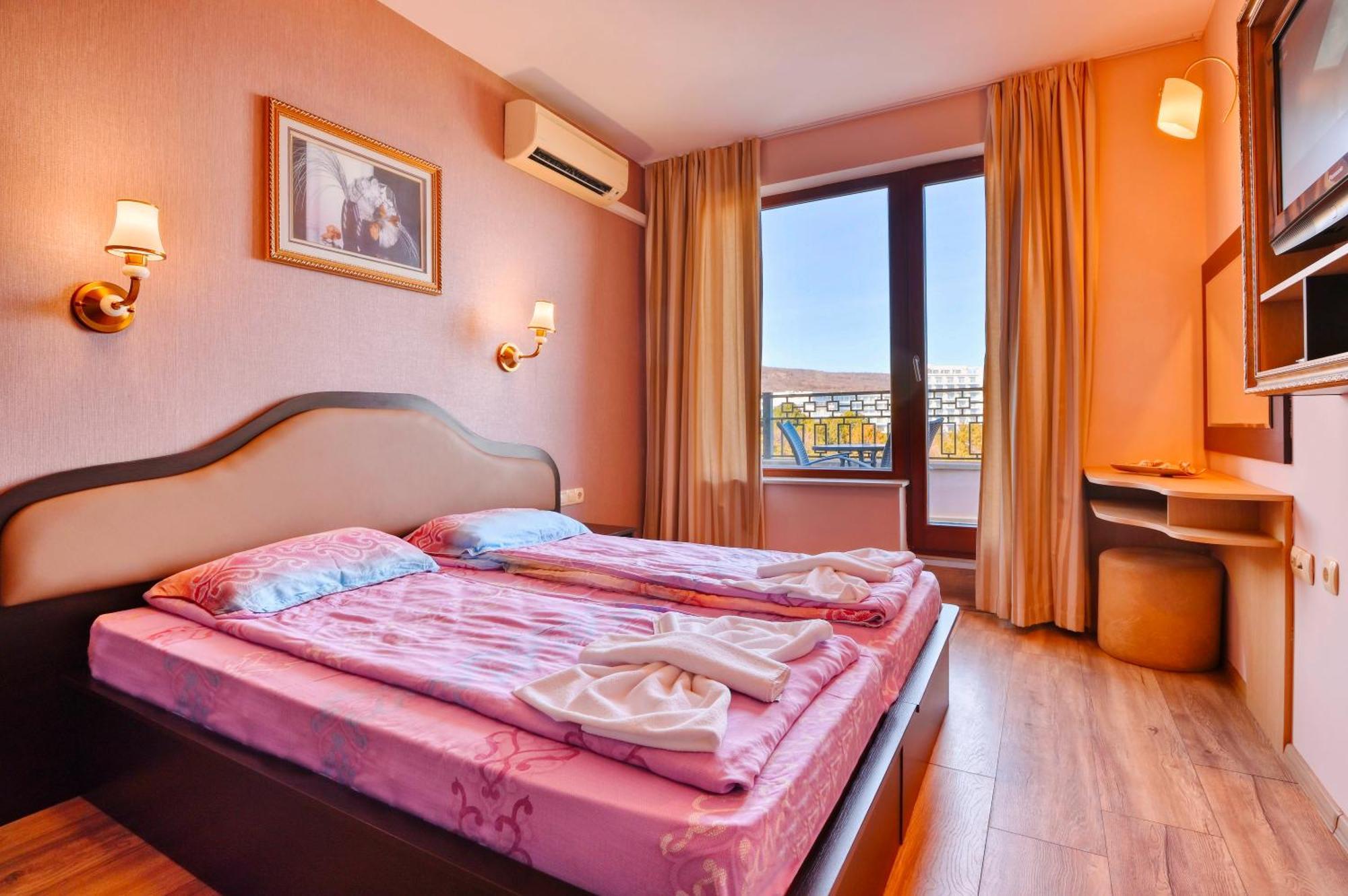 Luxury Apartment Zlatna Kotva غولدن ساندز المظهر الخارجي الصورة